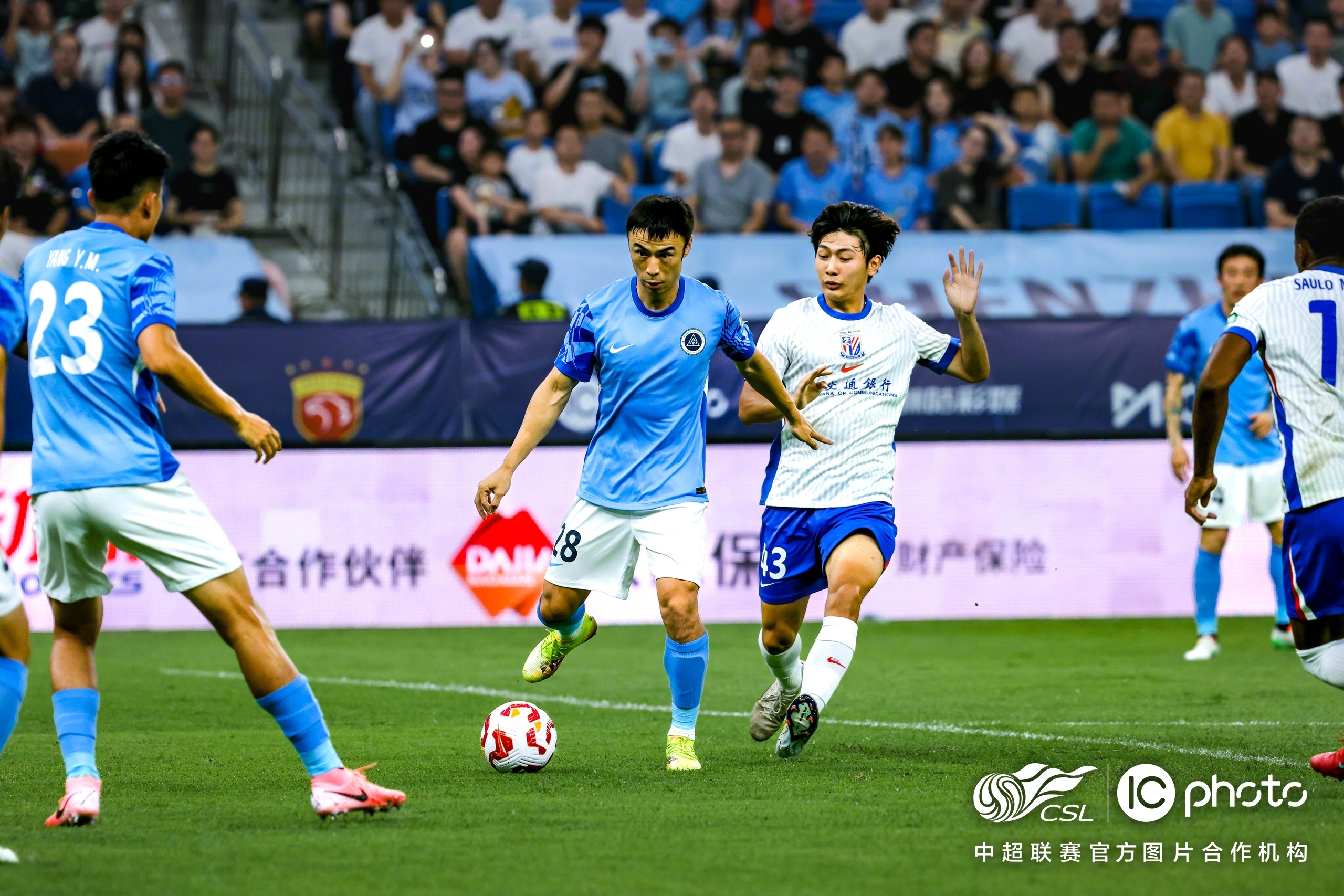 安卓版包含中超今晨走向成谜，阿贾克斯远射贴柱，震撼外界，资深球员宣示担当的词条