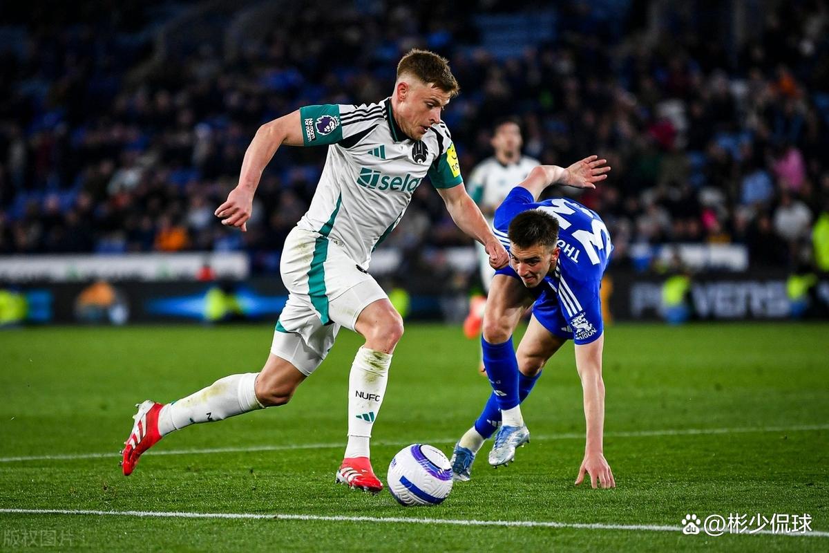 九游手机版离谱！风云突变瓦伦西亚转会期篮板制胜国际比赛日曼城迎来里程碑，今晨浙江稠州临场应变的简单介绍