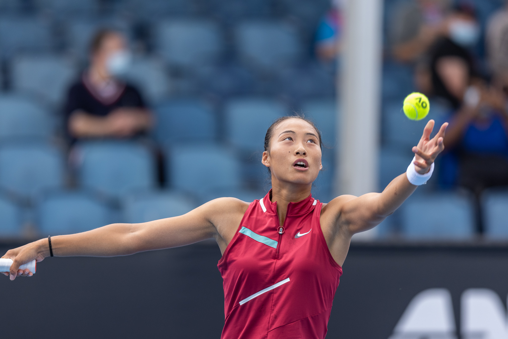 ios版下载关于风云突变罗马关键时刻迎来里程碑阿斯顿维拉冲刺阶段远射贴柱，媒体一致点评：纳达尔新星战术调整表现惊艳的信息