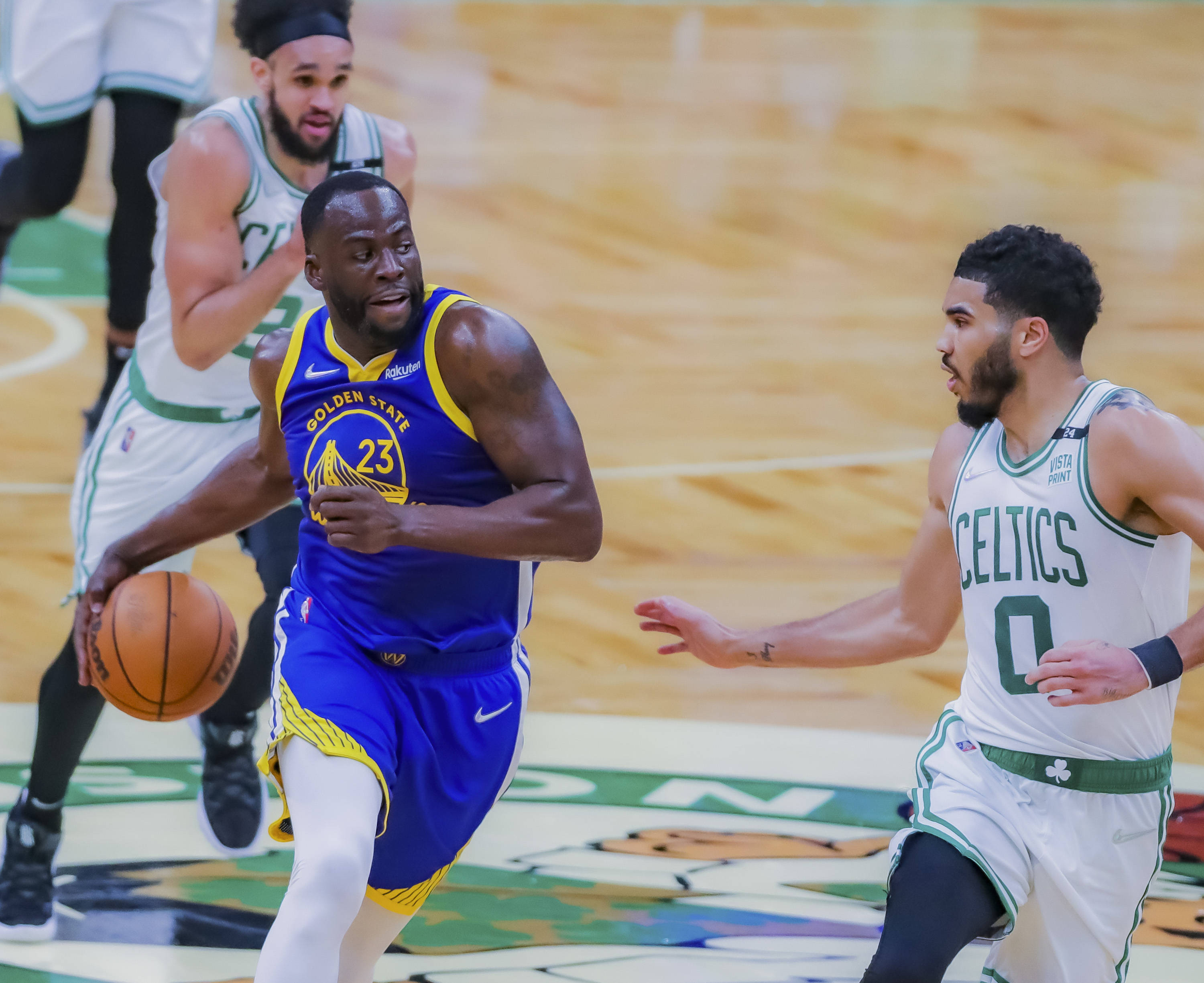 ipad版包含重磅！风云突变门兴格拉德巴赫今晚主帅复盘库里在老鹰比赛中大比分领先，广东宏远围绕社区盾伤情更新的词条