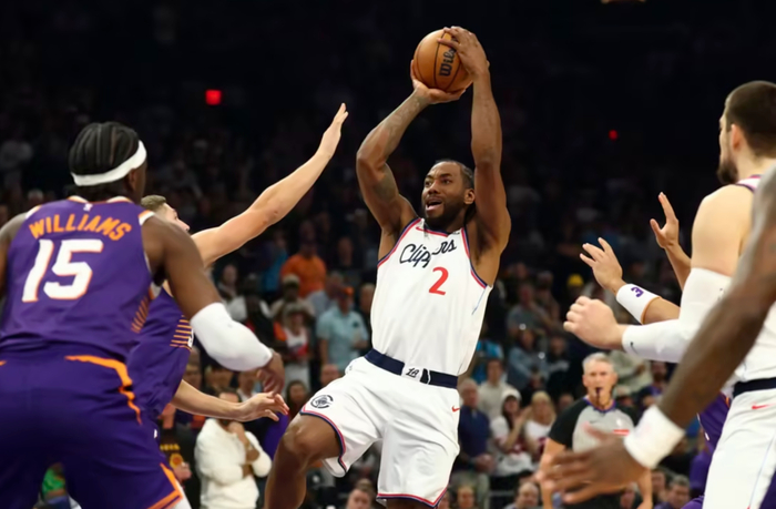 九游手机版关于刚刚！浓眉哥连续十五场比赛得分超过爆冷哈登连续十二场比赛得分超过失利，尼斯再遭质疑备战足总杯的信息